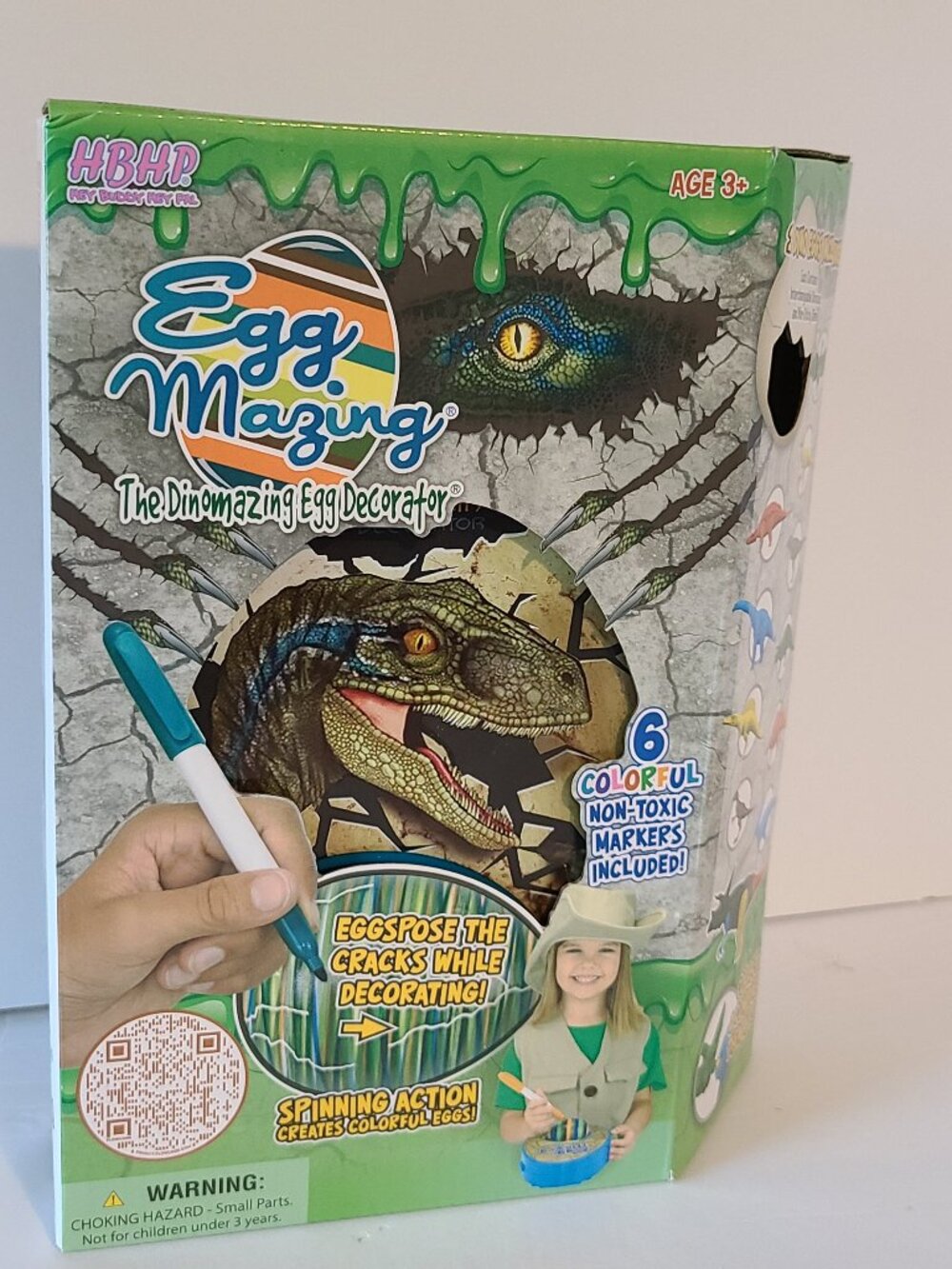 DINOMAZING EGG DECORATOR KIT with NON-TOXIC MARKERS - NEW IN BOX